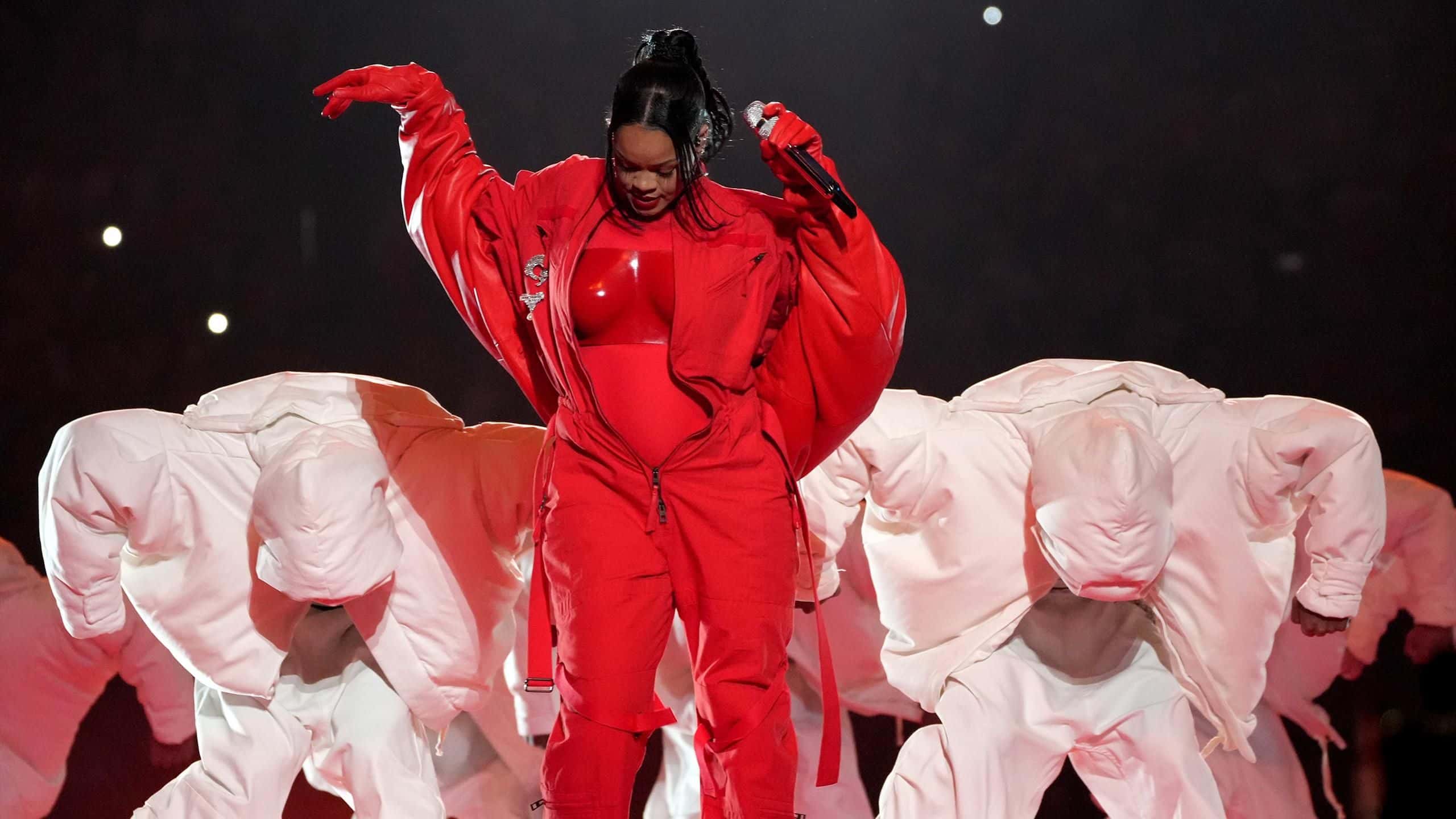 Rihanna Bailando En La Presentación Del Super Bowl