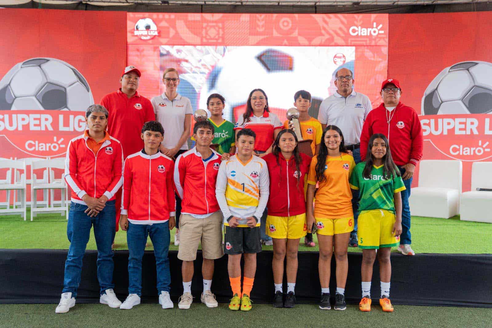 La pasión del futbol juvenil regresa a la cancha